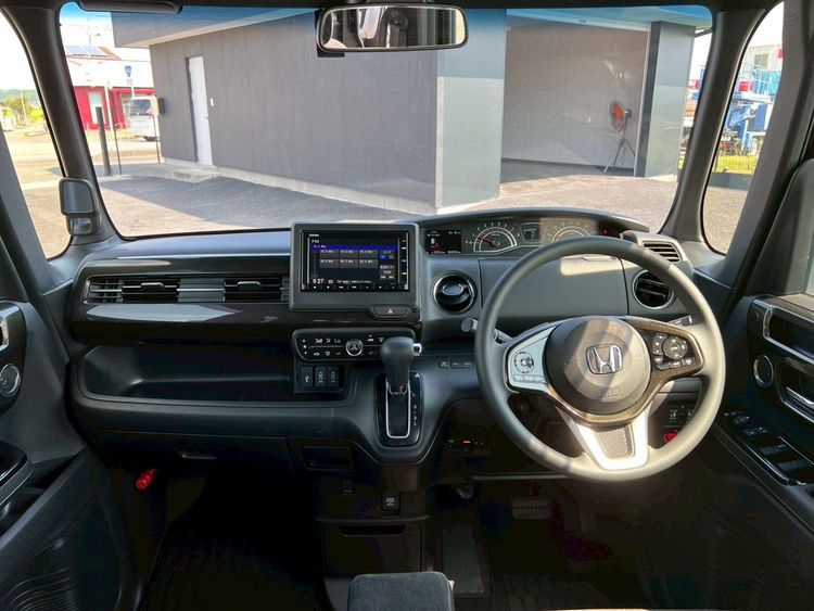 HONDA N-BOX CUSTOM GL HONDA SENSING thumbnail 22
