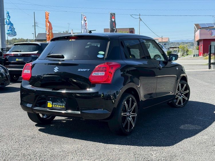 SUZUKI SWIFT XG LIMITED thumbnail 5