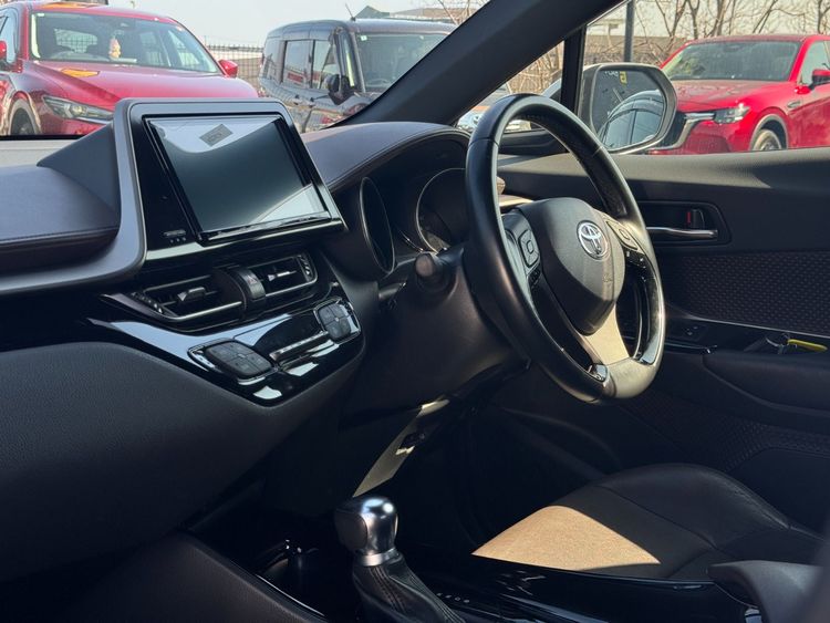 TOYOTA C-HR G HIBRIDO thumbnail 20