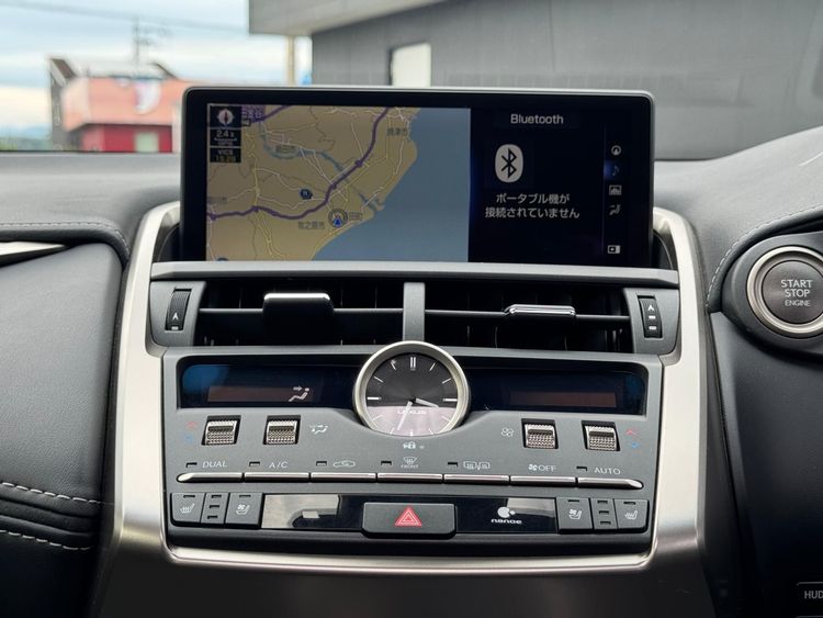 LEXUS NX 300F S SPORT thumbnail 17