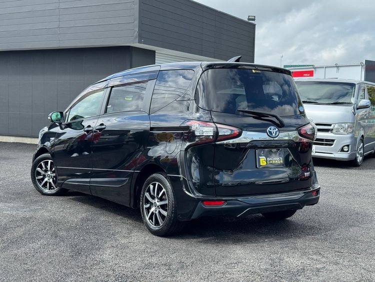 TOYOTA SIENTA G thumbnail 10