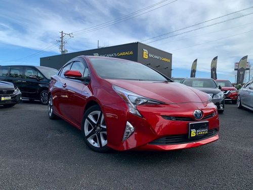 TOYOTA PRIUS A TOURING SELICTION